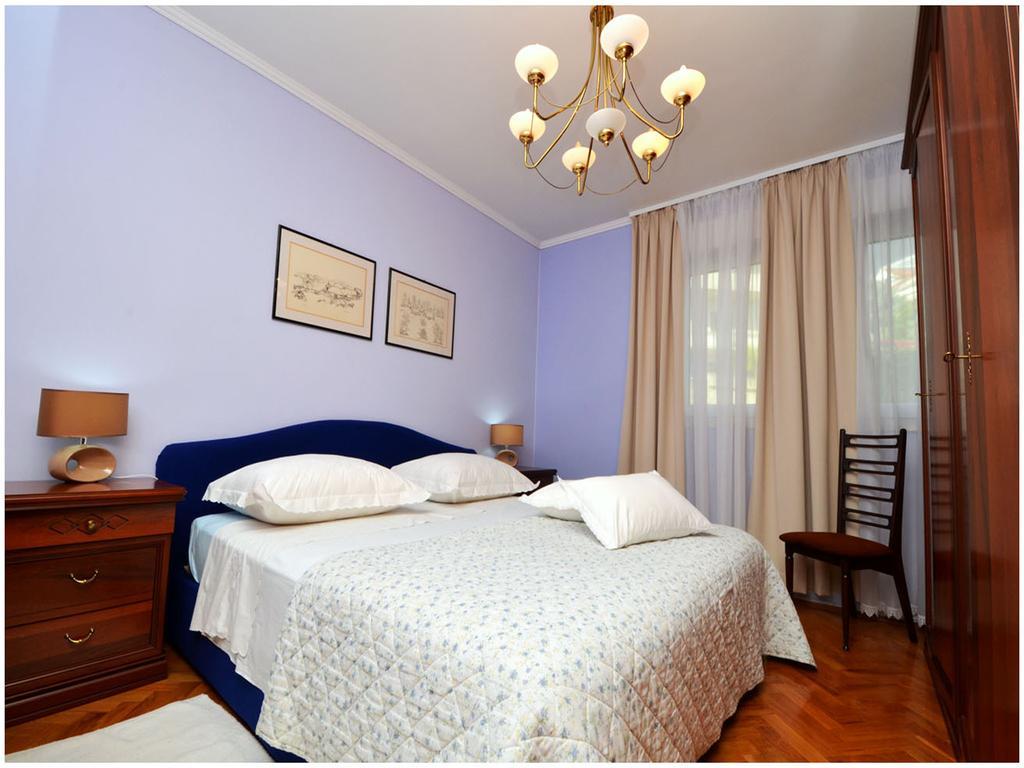Apartment Laura Podstrana Pokoj fotografie